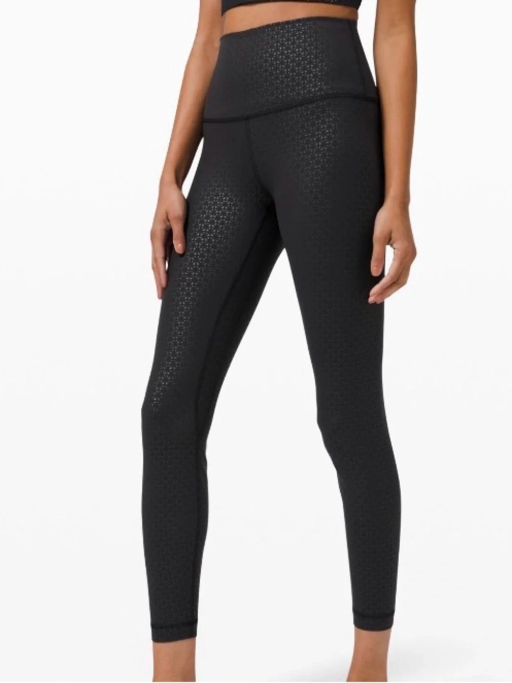 Lululemon Align High-Rise 25” legging in embossed black Sz 2